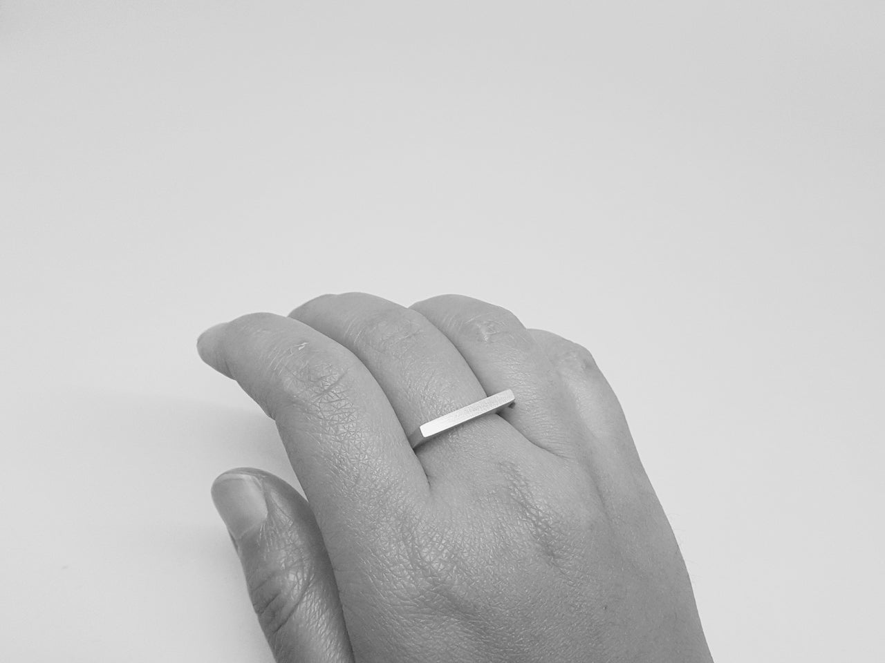 RIFT RING 2.4.SILVER