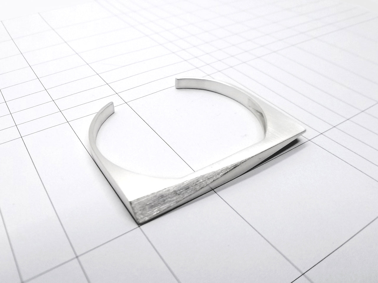 FACET BRACELET 3.1.SILVER