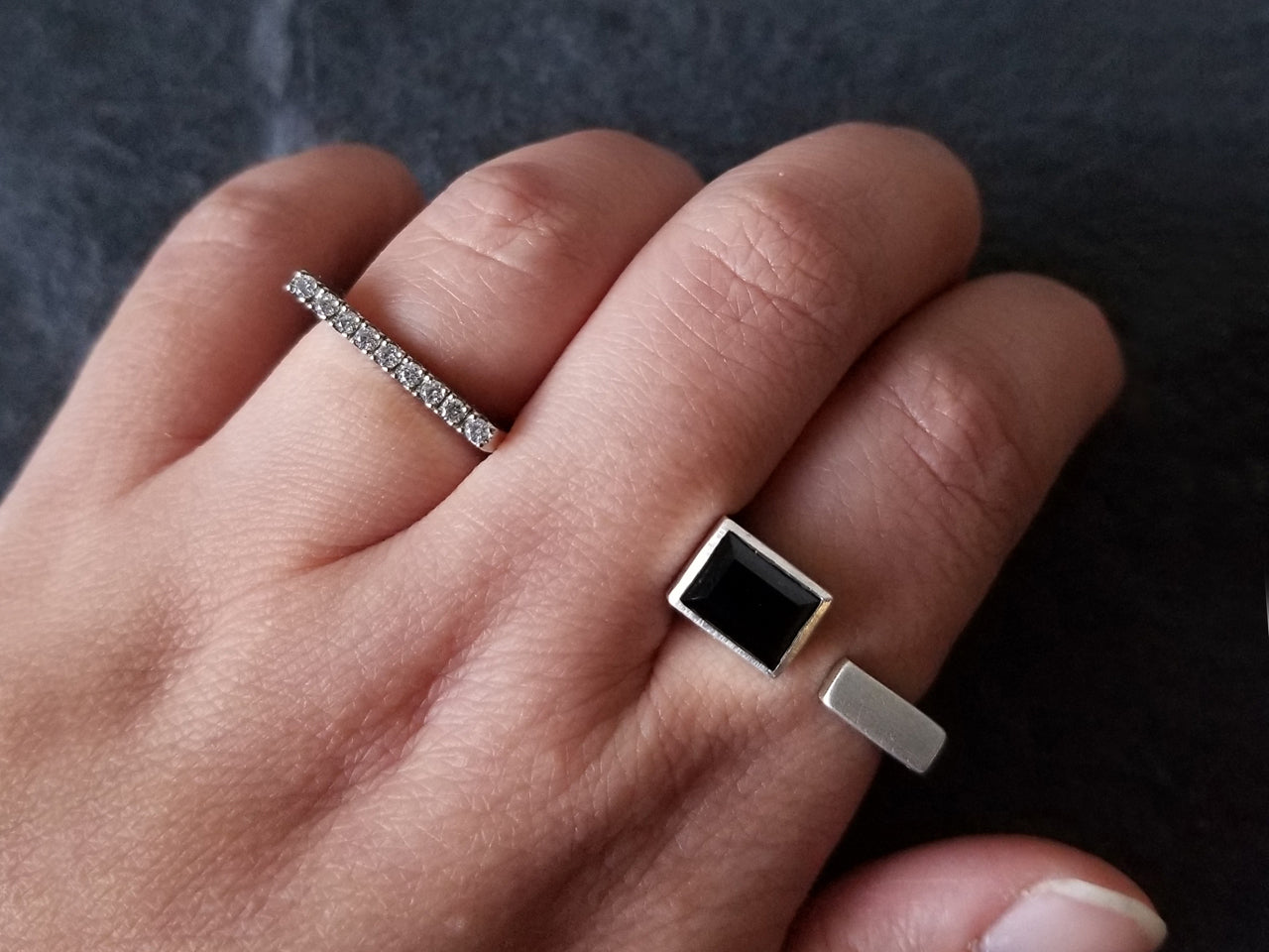 RIFT RING 2.3.SILVER w/ SPINEL