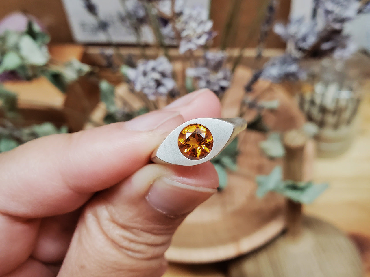 LUCKY EYE RING