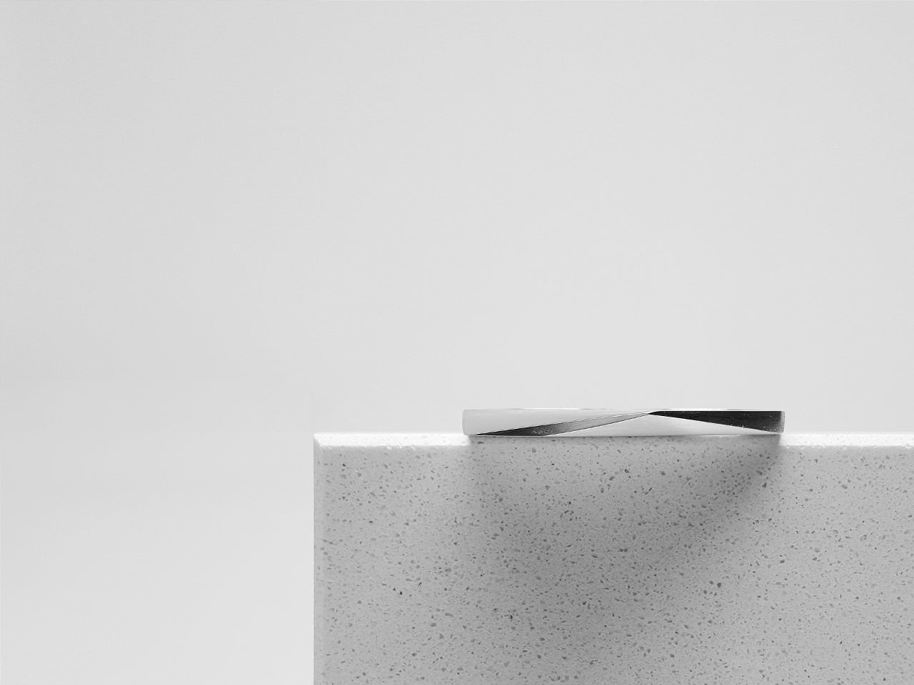 FACET RING 2.1.SILVER